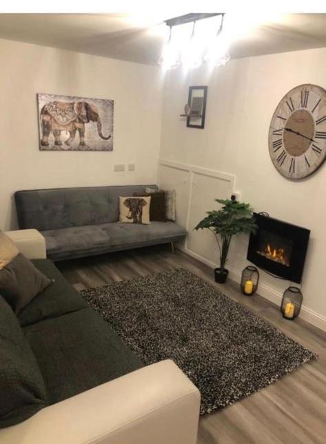 Lovely Ground Floor Apartment With Easy Parking. Belfast Exterior foto